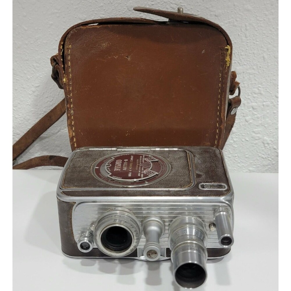 Retro Vintage 1940's Bell & Howell Filmo Auto 8 8mm motion Video camera